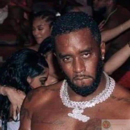 Một chiếc diddy meme lầy lội biến khoảnh khắc bình thường thành trò vui bất tận