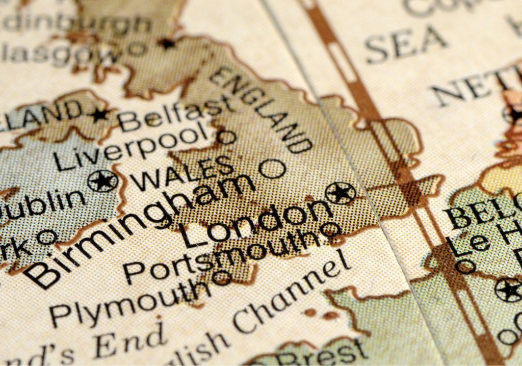 VÌ SAO HỆ THỐNG CHÍNH TẢ TIẾNG ANH VÔ CÙNG KỲ LẠ?