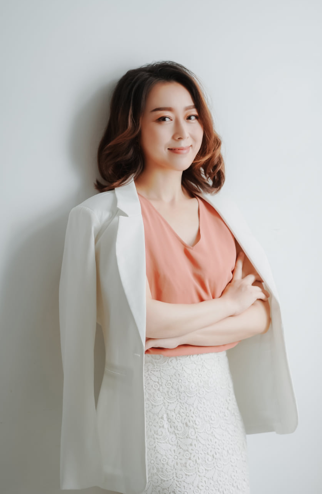 𝐒𝐎𝐏𝐇𝐈𝐀 𝐒𝐓𝐔𝐃𝐈𝐎