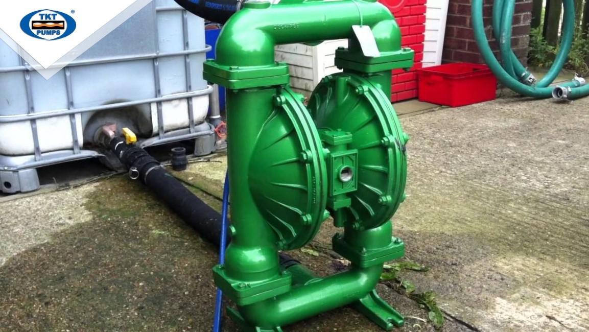 Bơm màng khí nén