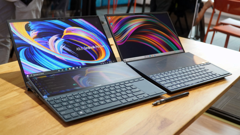 Phần trackpad của máy khá nhạy, được thiết kế cân đối, phù hợp với kích thước bàn phím