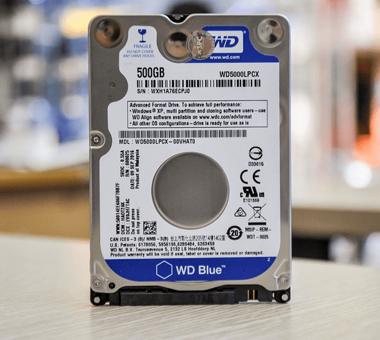 Các thông số quan trọng cần biết ghi trên ổ cứng