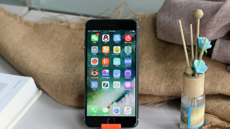 Bạn nên đặt điện thoại tại không gian thoáng mát