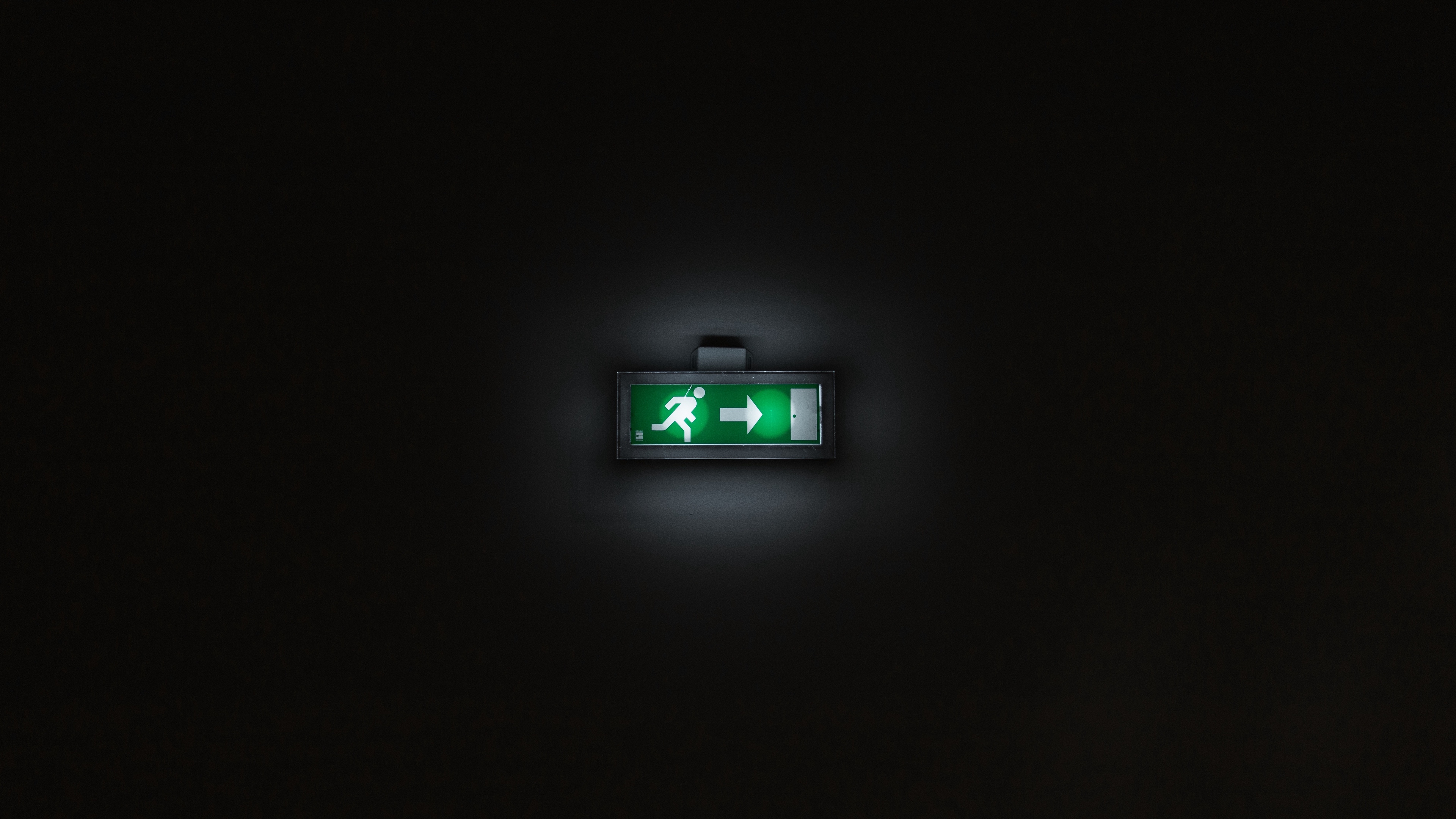 hình nền trắng đen