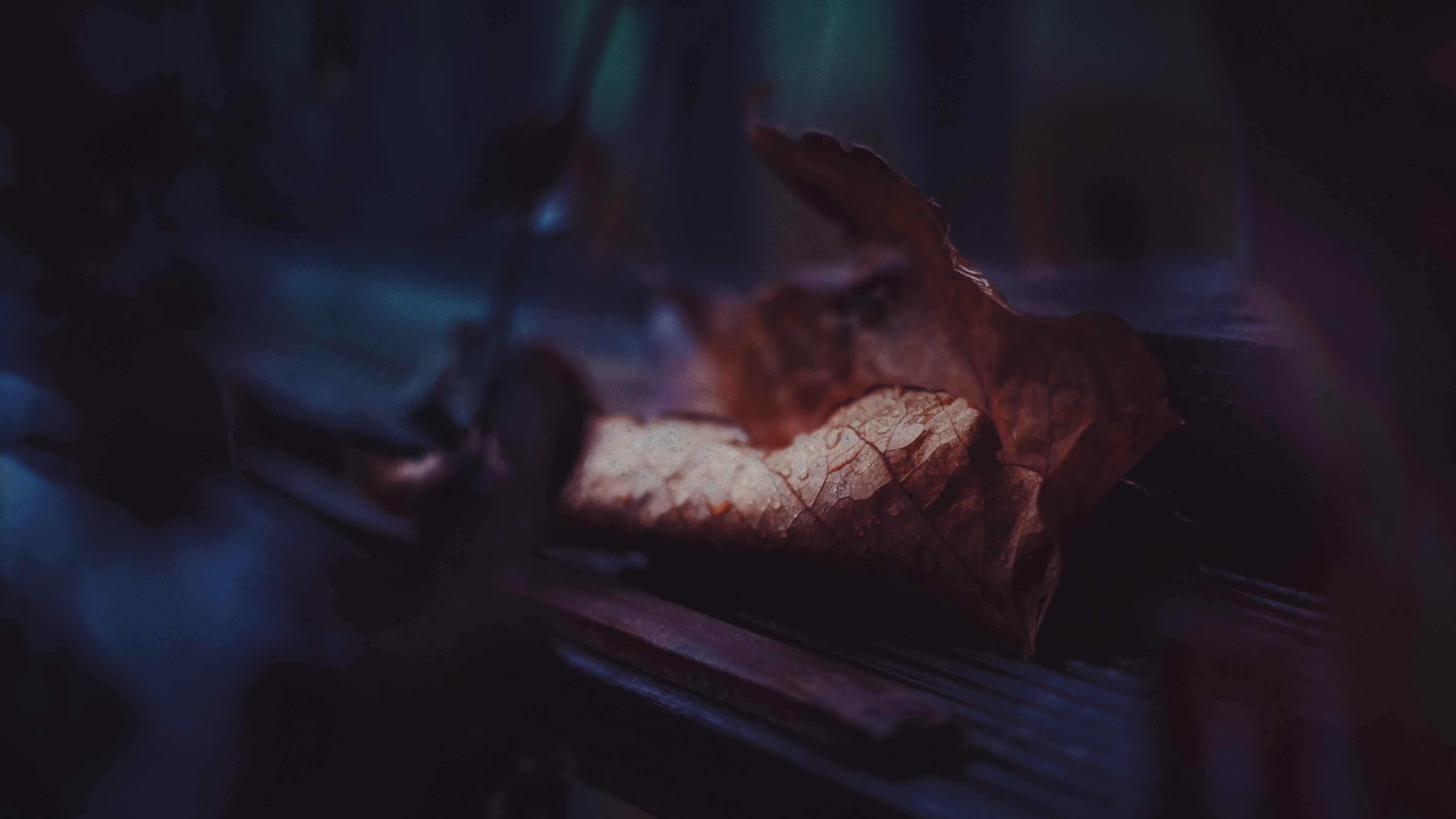 hình nền đen cực đẹp