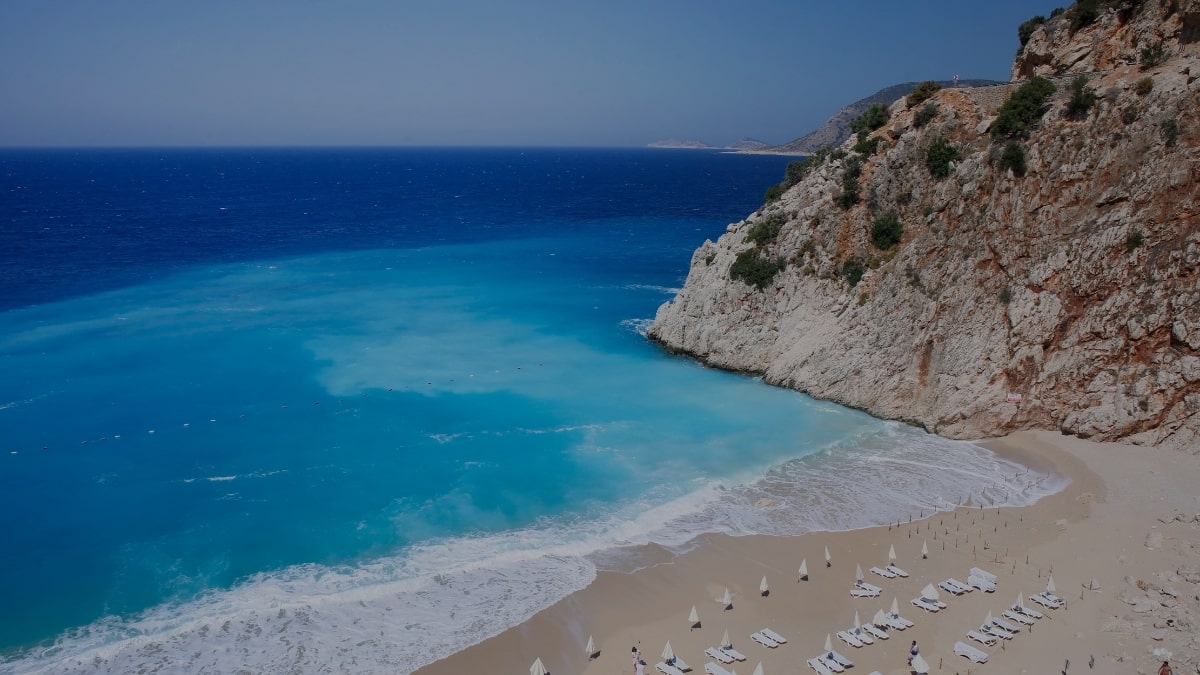 Hình nền PowerPoint biển với bờ biển cát trắng