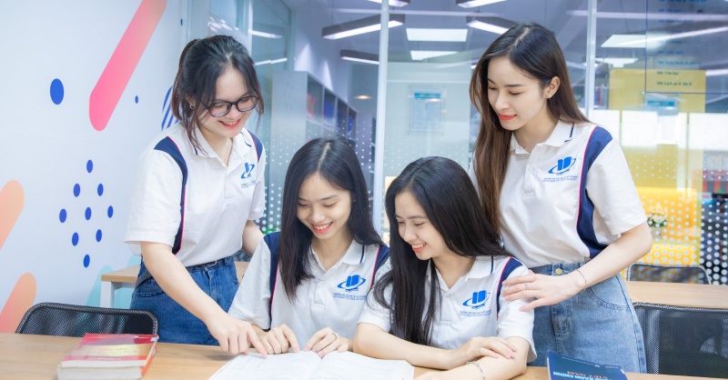 Sinh viên của trường đại học mở tphcm