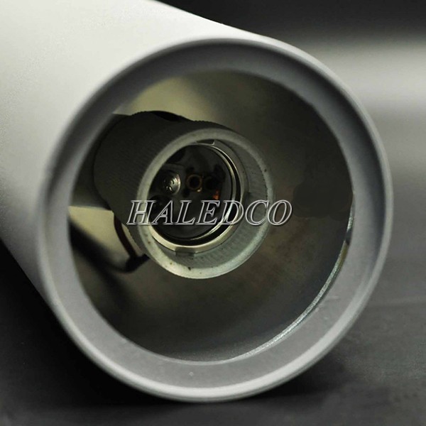 Bên trong bầu đèn LED sân vườn HLSV7