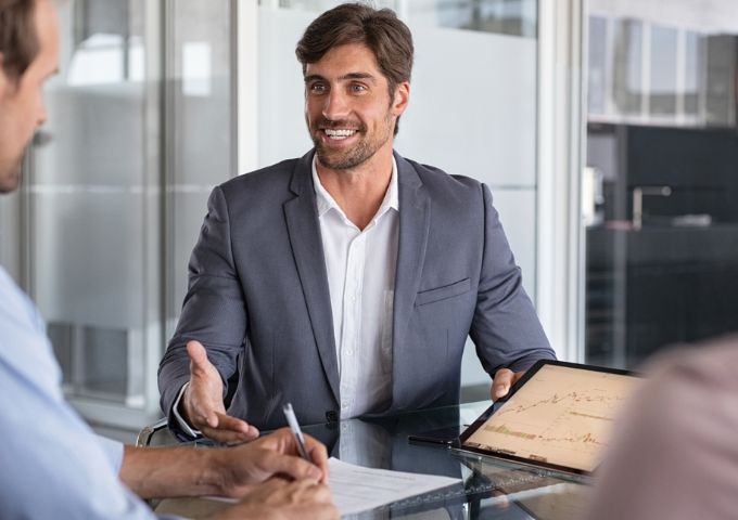 Xác định mục tiêu cho nhân viên là bước quan trọng trong MBO