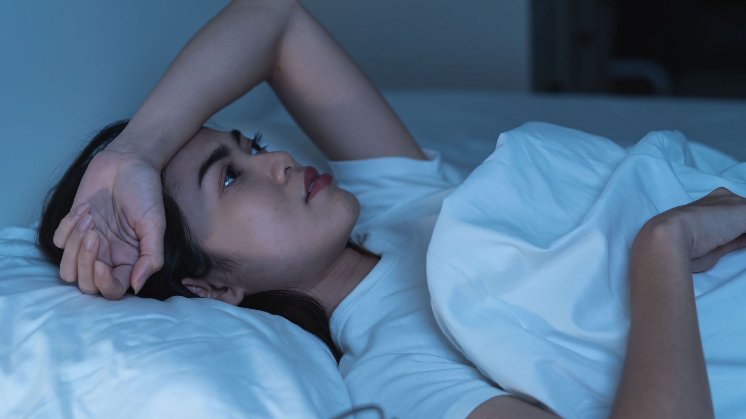 hinh anh mat ngu met moi 2560px 1440px 2k 8 1