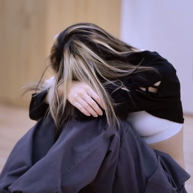 Tôi khóc, nhưng không ai quan tâm cả