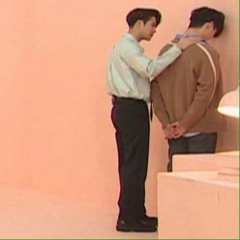 Khóc là bản năng, mạnh mẽ mới là lựa chọn