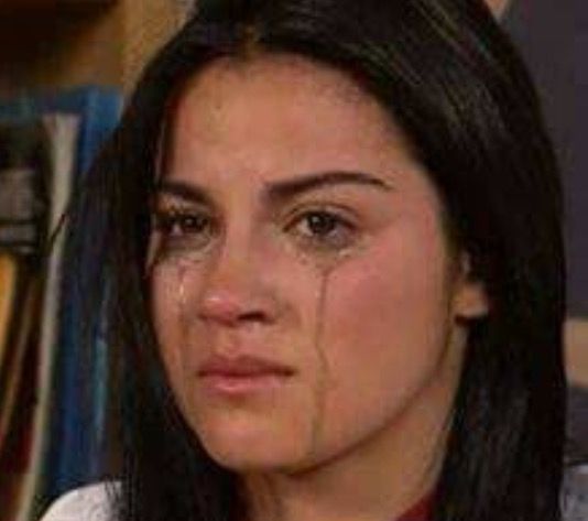 Khóc là cách duy nhất khiến tôi cảm thấy mình còn sống