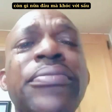 Khóc không xấu, giữ trong lòng mới xấu