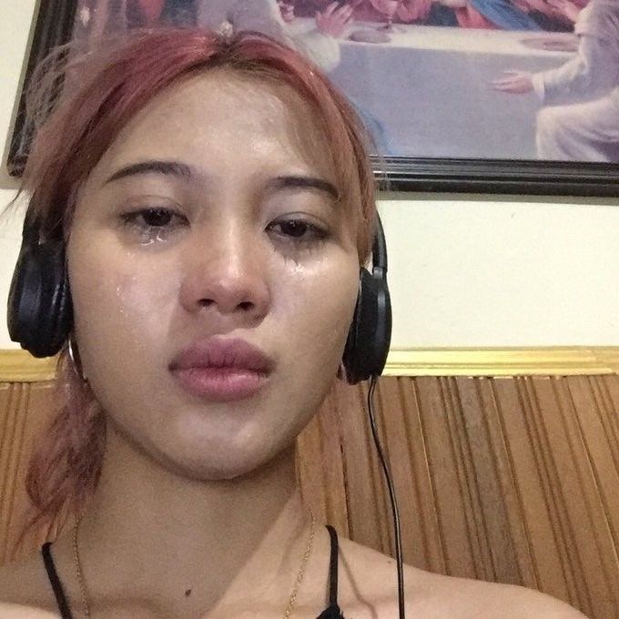 Khóc nhiều quá nên giờ chẳng còn giọt nào