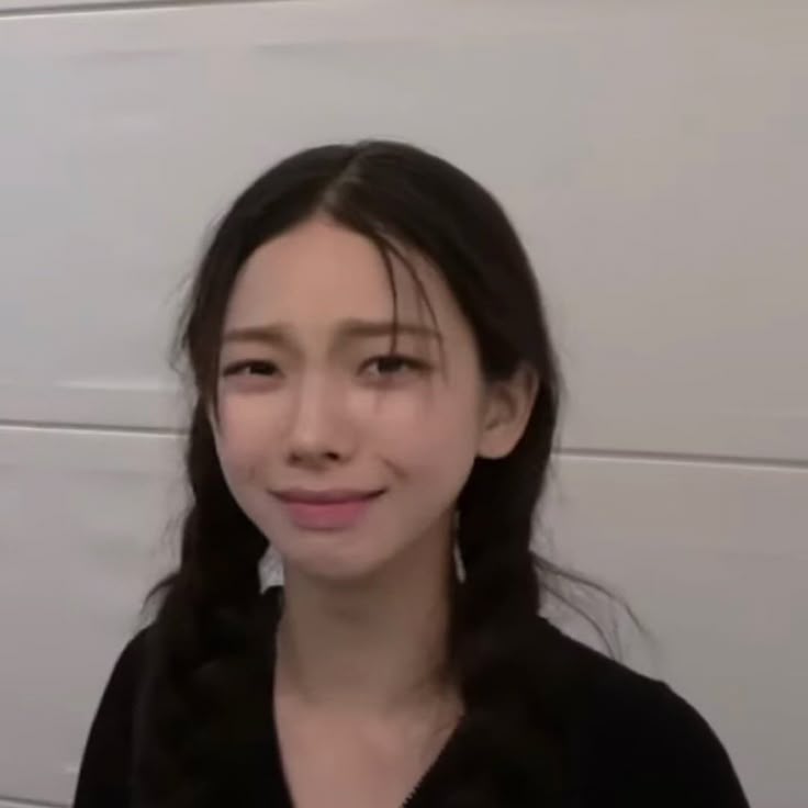 Tôi đã học cách cười khi lòng đang rơi lệ