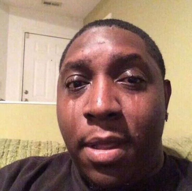 Mỗi lần gượng cười là một lần rơi lệ