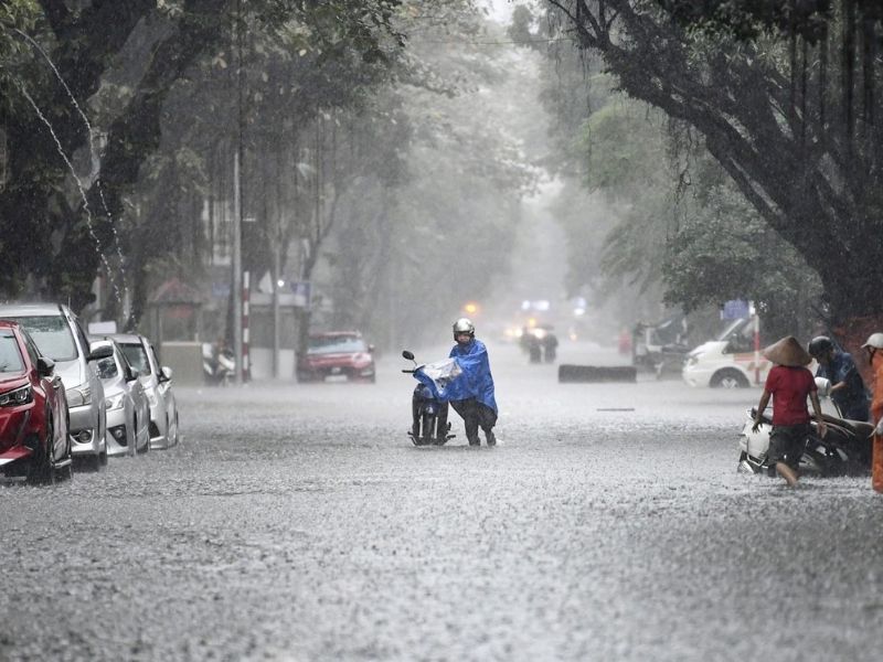 Mùa mưa miền Bắc bắt đầu từ tháng mấy? Đặc điểm & ảnh hưởng