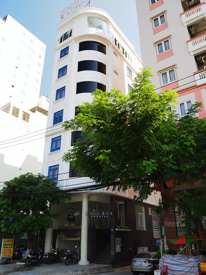 Chill Box Premier - Beach Hotel