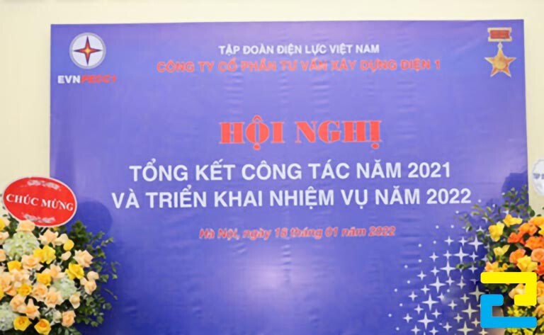 Phông nền có tông màu tím chủ đạo