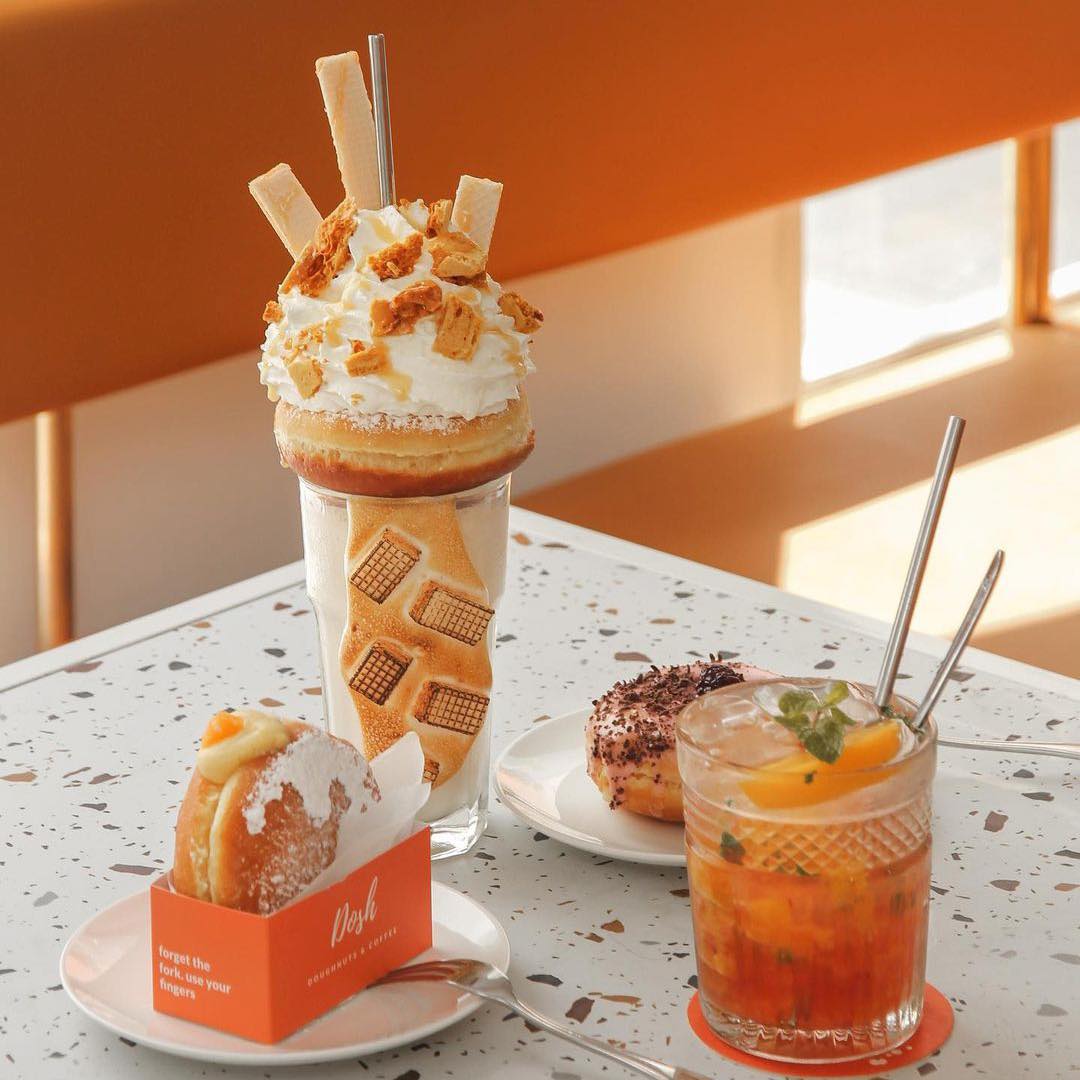 Sắp xếp đồ uống với bố cục bắt mắt