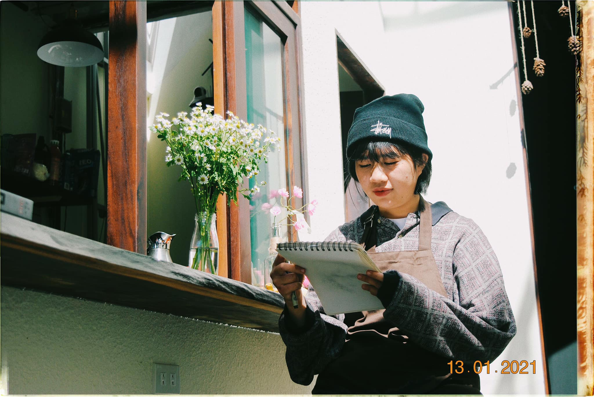 Chụp ngả bóng với phụ kiện