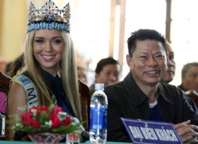 Hoàng Kiều​ - tỷ phú giàu nhanh nhất của Forbes