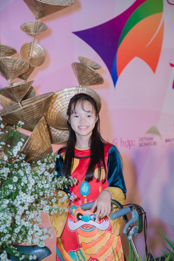 Nữ sinh lớp 6 và bộ tranh dễ thương về Đà Lạt