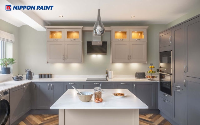 Màu xám nhạt hiện đại là lựa chọn tuyệt vời giúp phòng ăn trở nên sang trọng