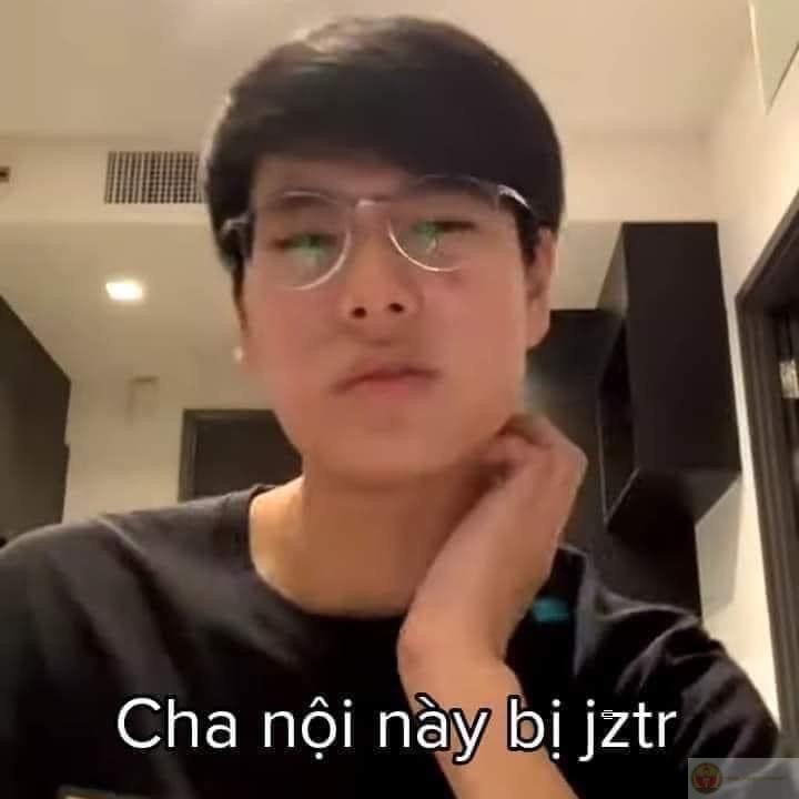 Meme chửi sếp xuất hiện nhiều trong các group chế với tinh thần troll vui vẻ