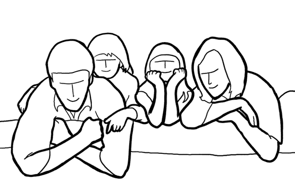 Family 17 - 19 cách tạo dáng chụp ảnh gia đình tự nhiên nhất - HThao Studio