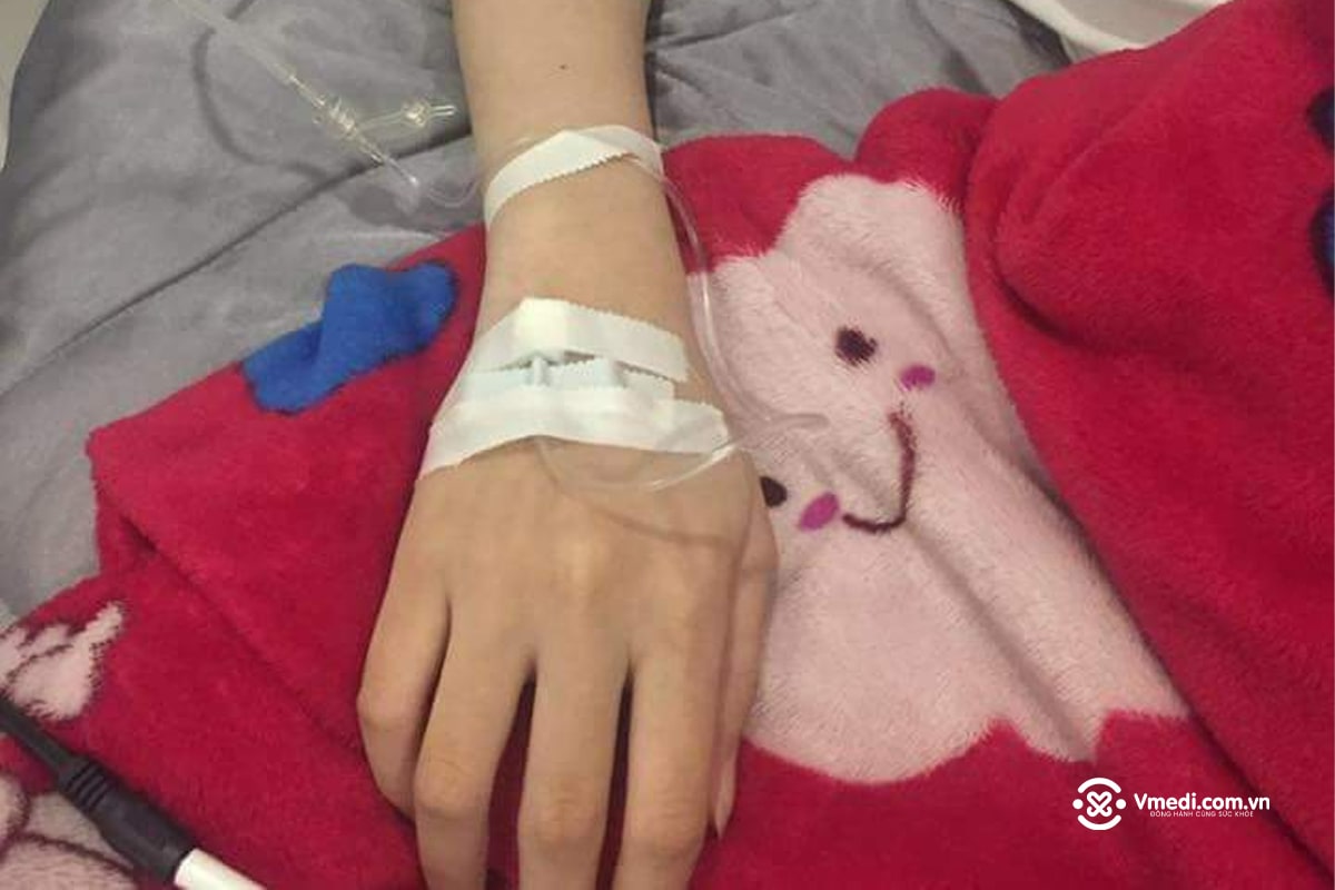 hinh-anh-truyen-nuoc-trong-benh-vien