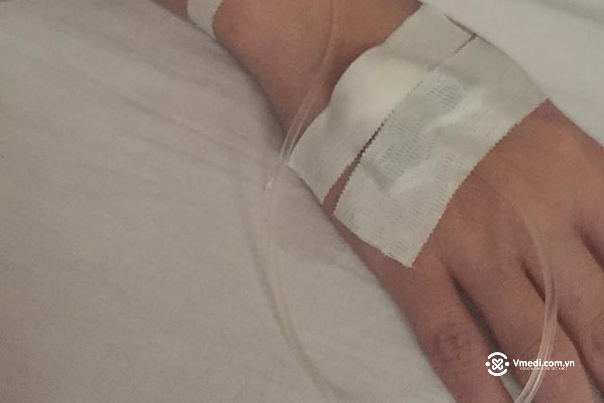 Tổng hợp 70+ hình ảnh truyền nước biển tại nhà và bệnh viện