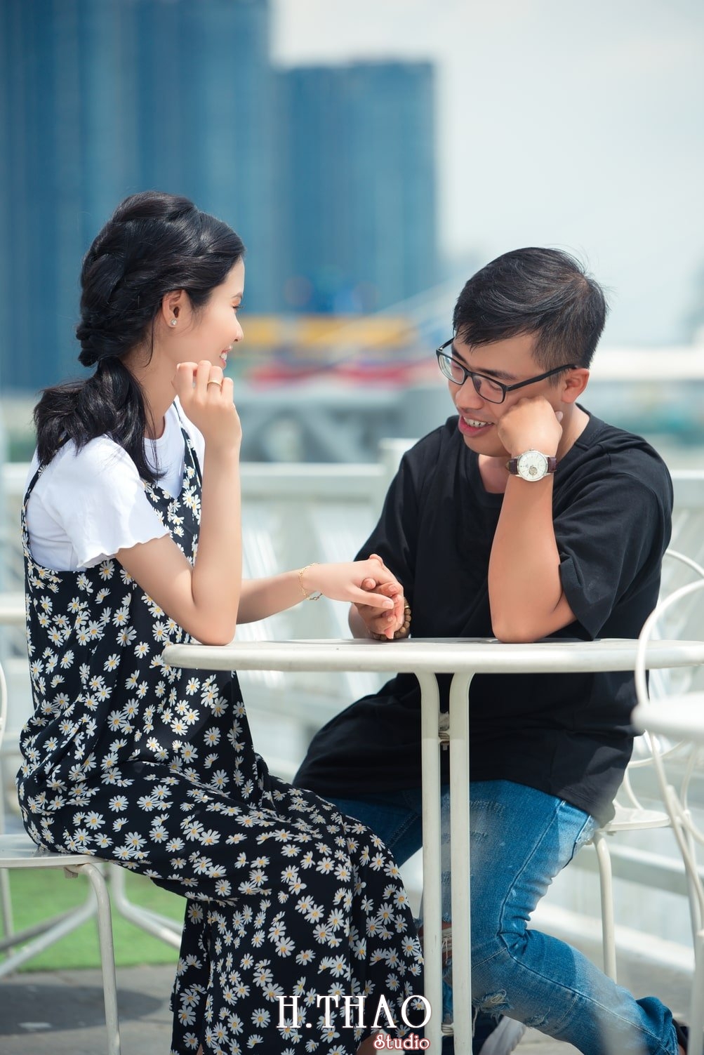 Anh couple dang yeu 20 - Bộ ảnh couple rất đáng yêu chụp tại bến tàu ở Tp.HCM - HThao Studio