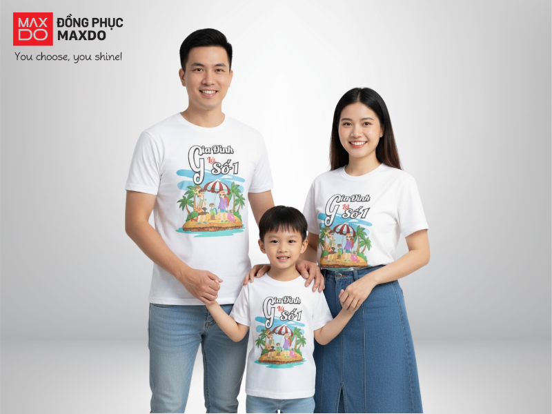 Mẫu áo đồng phục đi biển dành cho gia đình màu trắng