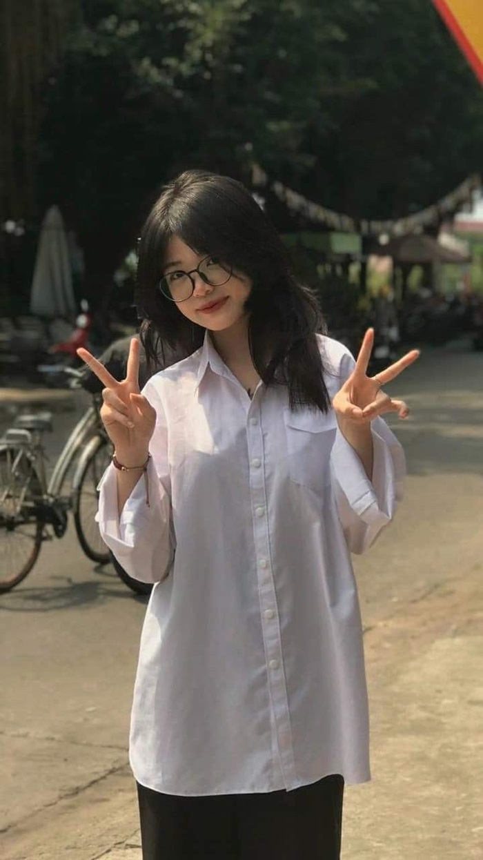 ảnh gái xinh k10 vui tươi