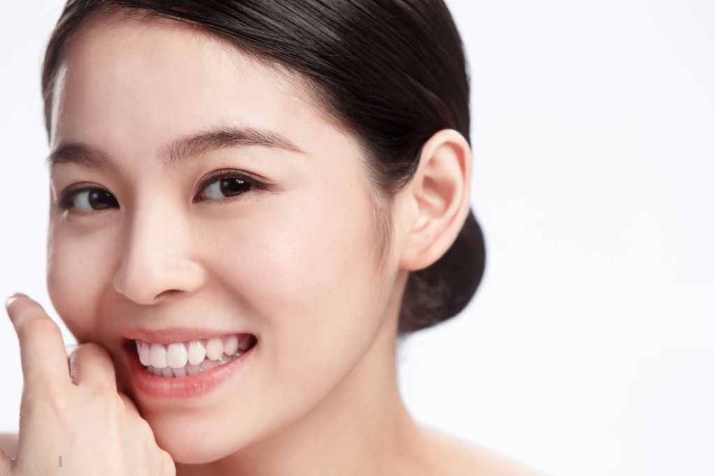 Bí quyết thu hút mọi ánh nhìn cho nàng công sở thời hiện đại