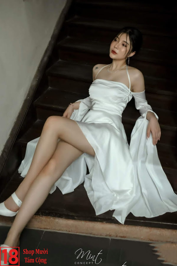 Ảnh Gái đẹp Chân Dài Mặc Váy Ngắn (1)