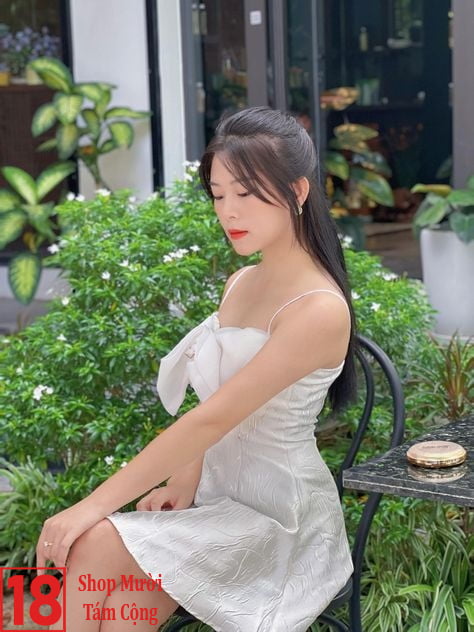 Gái Xinh Mặc Váy Ngắn Váy Trắng Ngắn (2)