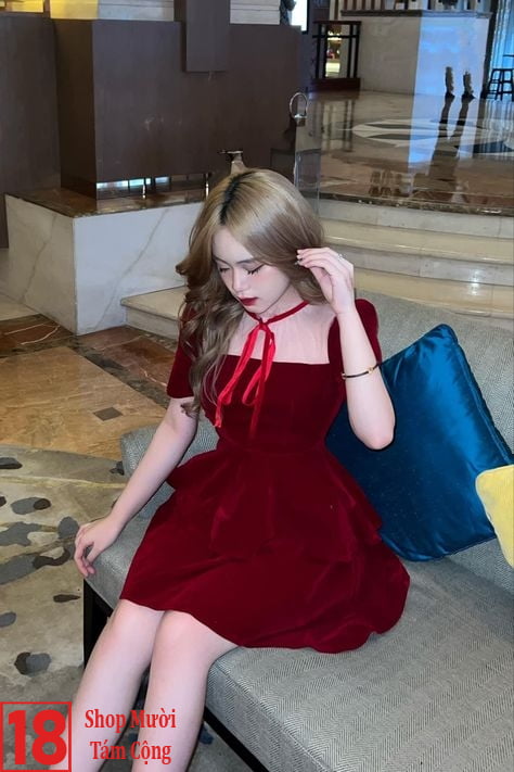 Girl Xinh Mặc Váy Ngắn Màu đỏ đẹp (4)