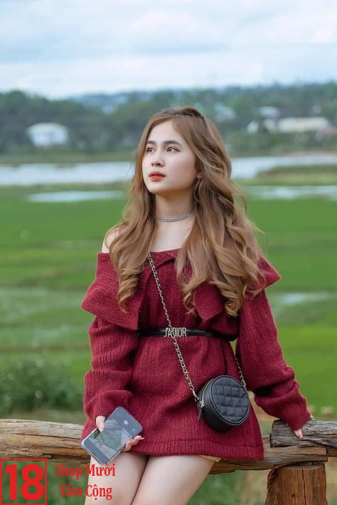 Girl Xinh Mặc Váy Ngắn Màu đỏ đẹp (7)