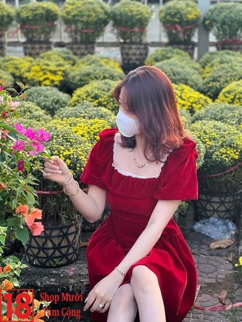 Girl Xinh Mặc Váy Ngắn Màu đỏ đẹp (8)