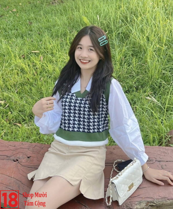 Gái Xinh Tik Tok Mặc Váy Ngắn (10)