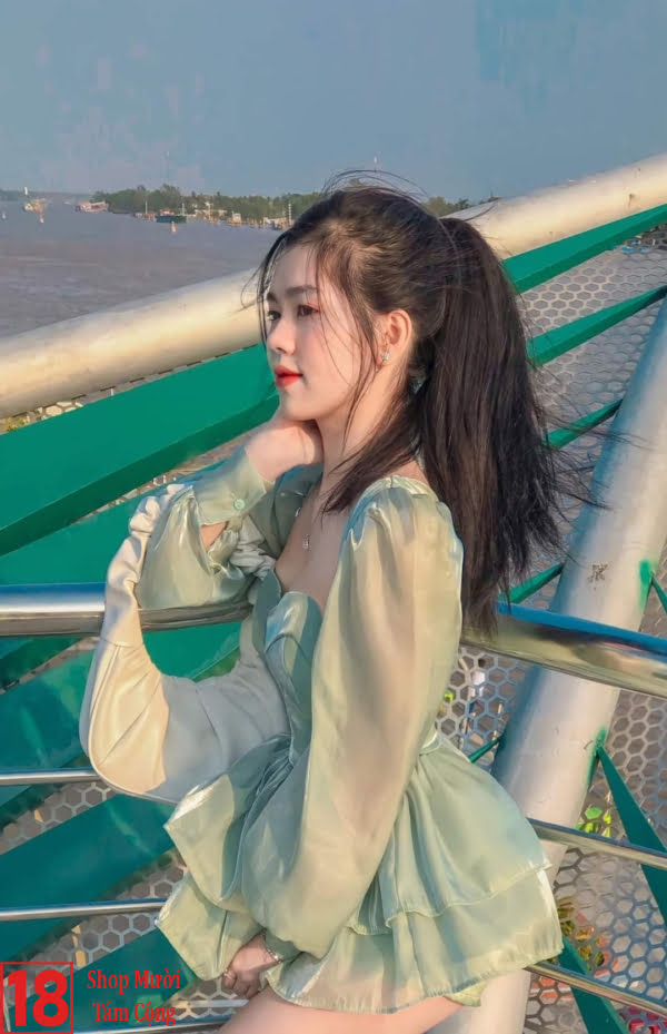 Gái Xinh Tik Tok Mặc Váy Ngắn (22)