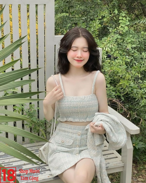 Gái Xinh Mặc Váy Ngắn Váy Trắng Ngắn (9)