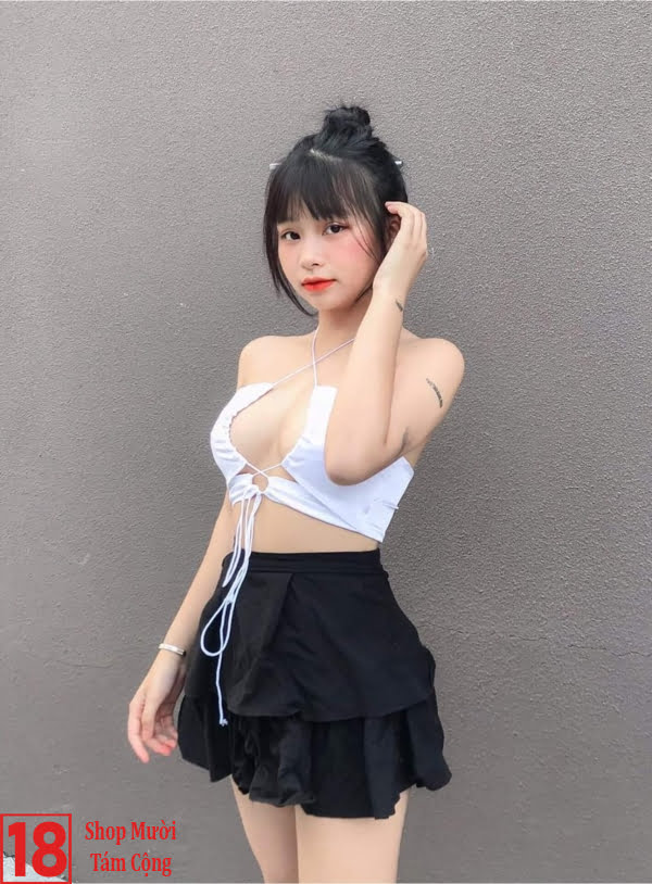 Gái Xinh Tik Tok Mặc Váy Ngắn (30)