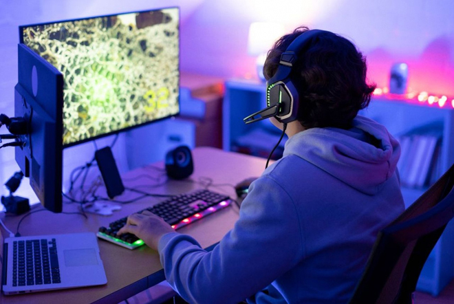 Phân loại trò chơi điện tử trên mạng theo độ tuổi người chơi