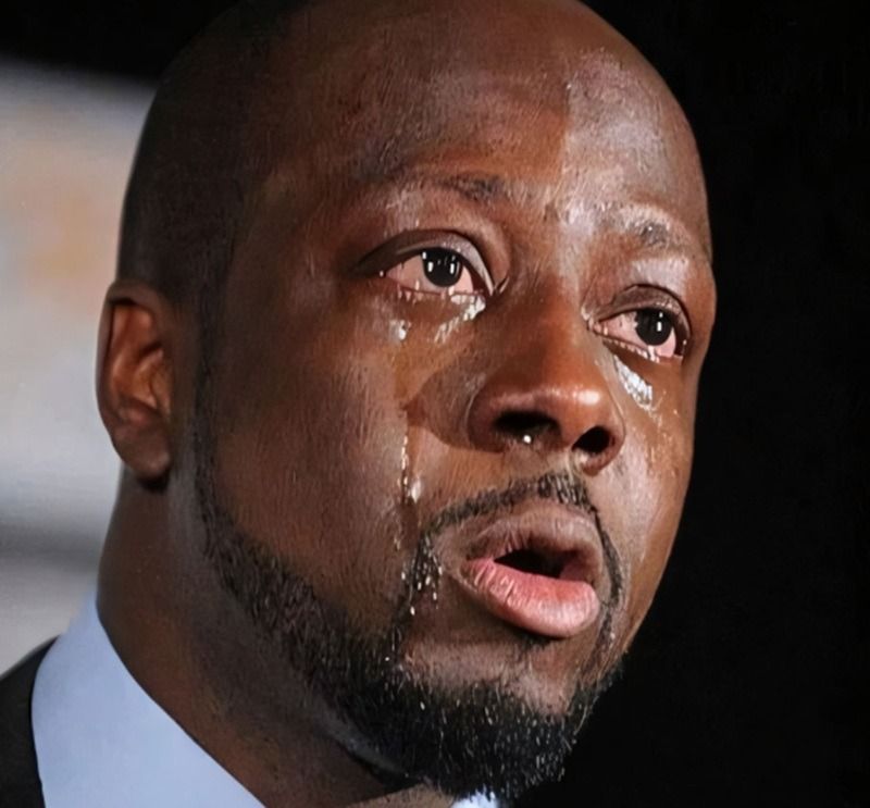 Hình ảnh meme khóc với nhân vật Anh Da Đen