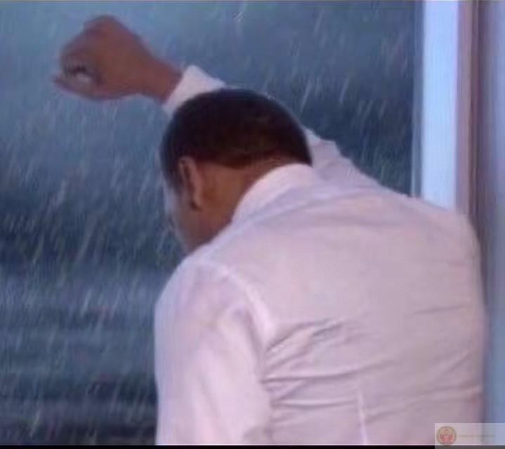 Tôi từng khóc chỉ vì một tin nhắn không hồi đáp