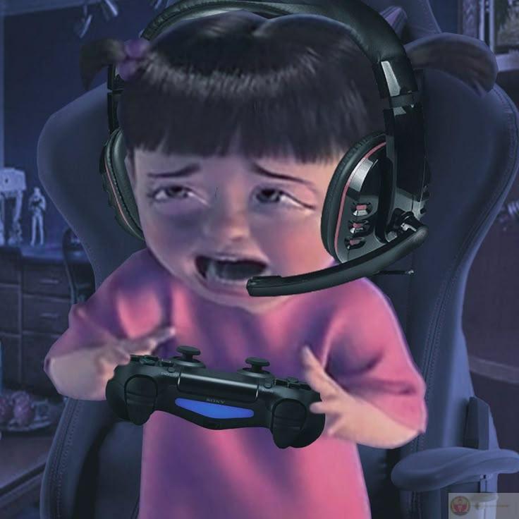 Tôi học cách khóc trong yên lặng từ rất sớm